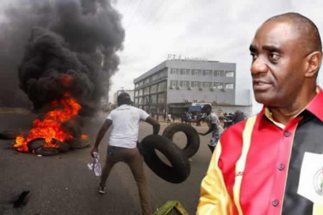 MPLA apela manifestantes que usem meios democráticos para alcançar poder