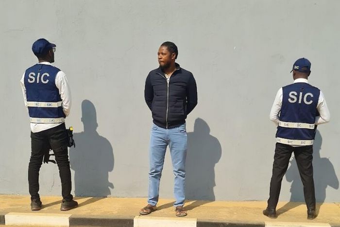 Músico angolano Kito Nogueira detido por suposto homicídio da ex-namorada