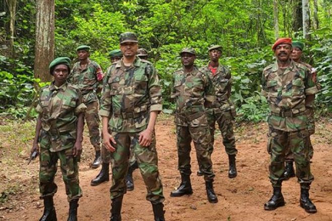 FLEC-FAC reafirma guerra em Cabinda e diz que apoios militares passam por Angola