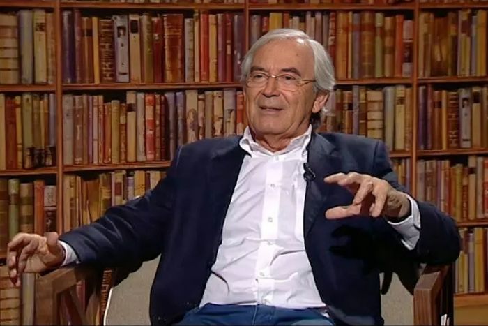 &quot;Angola é hoje um arquipélago com algumas ilhas de riqueza e um oceano de pobreza&quot; - Onofre dos Santos