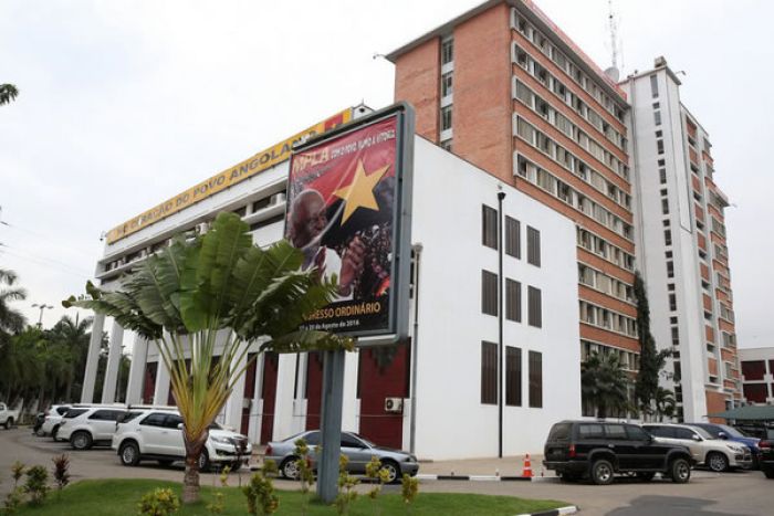 MPLA parou para pensar e fez bem &quot; homenagear uma das suas vítimas &quot;