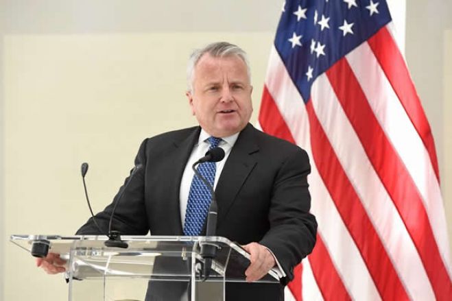 FBI vai ajudar a recuperar dinheiro roubado de Angola