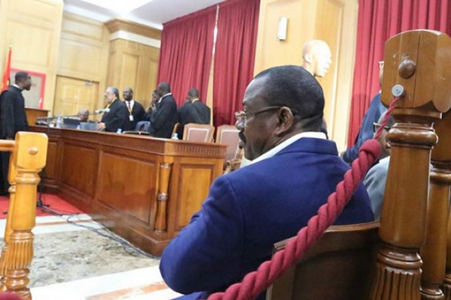 Juristas angolanos criticam decisão do Tribunal Supremo de negar libertação de antigo ministro