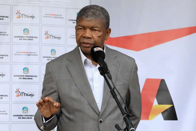 João Lourenço considera "assunto muito sério" a vandalização de bens públicos