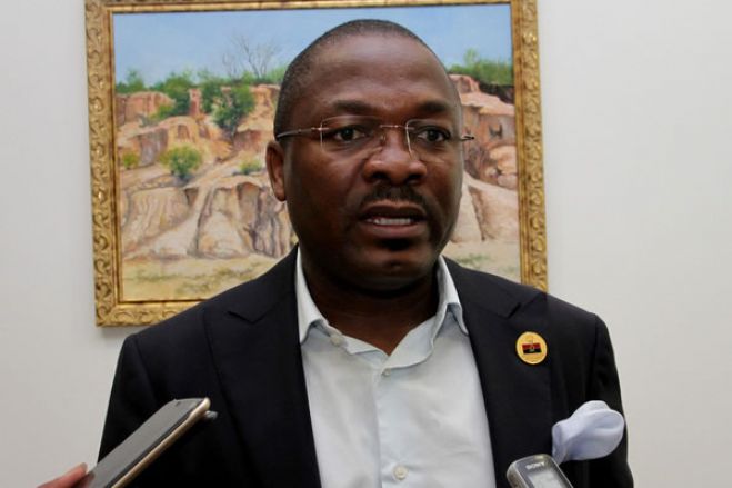 Tribunal da Huíla retoma Julgamento do governador do Cunene em Janeiro