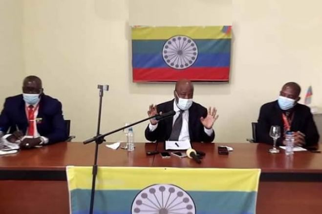 P-NJANGO diz que "falso alarme" sobre extinção é perseguição