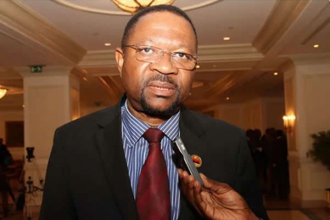 Discurso de João Lourenço em congresso com "mais declarações de intenções" - UNITA