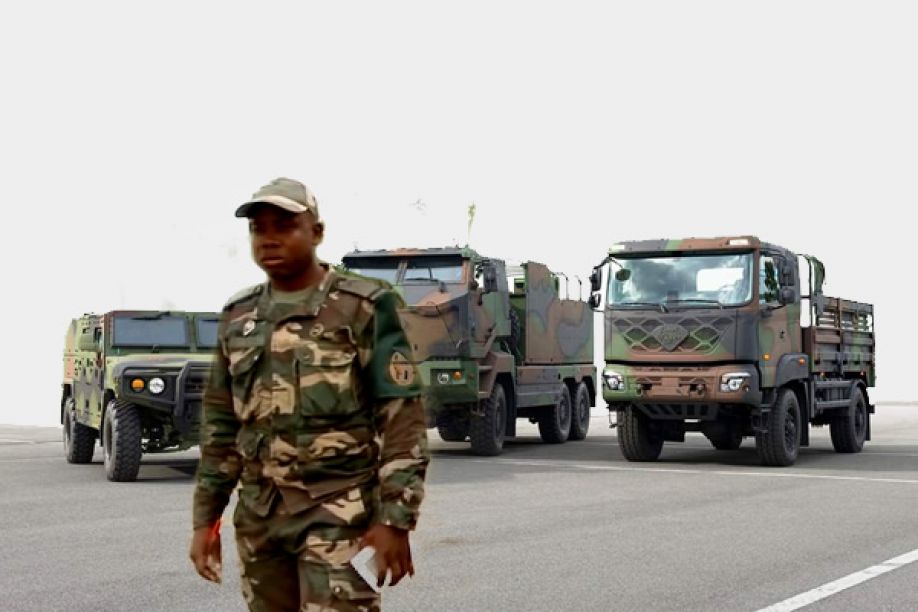 João Lourenço autoriza compra de novas viaturas para Forças Armadas angolanas