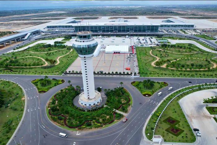&quot;CAAP&quot; ganha concurso para concessão do aeroporto de Luanda (AIAAN)