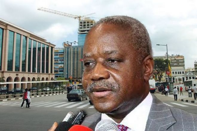 Empresa do deputado e ex-ministro da Indústria está a ser processada