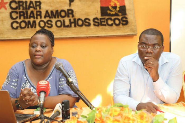 Pulsação do debate político em Angola mede-se nas redes sociais - analista