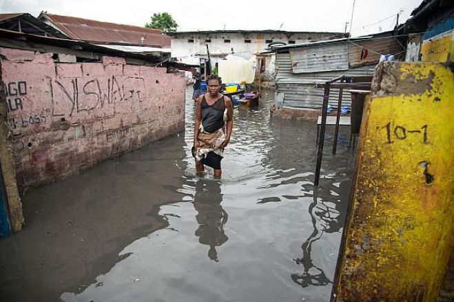 Dois mortos e um desaparecido em consequência de fortes chuvas em Luanda