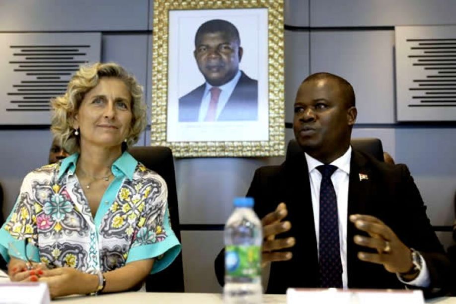 Angola quer aprender “caminho bastante positivo” de Portugal nas autarquias locais
