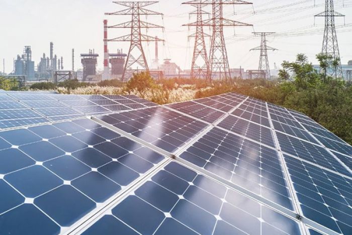 Angola coloca em funcionamento primeira central fotovoltaica e poupa 28 milhões de dólares ano