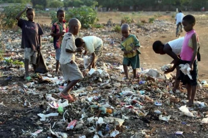 O diabo em forma de miséria que não pára de crescer em Angola