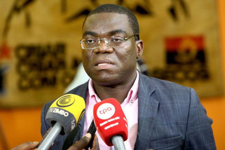 Liberdade de imprensa retrocedeu e cresceu o jornalismo “bem-comportado” em Angola - jornalistas