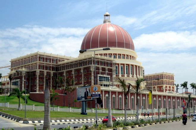 Parlamento angolano esclarece caso dos subsídios de instalação dos deputados