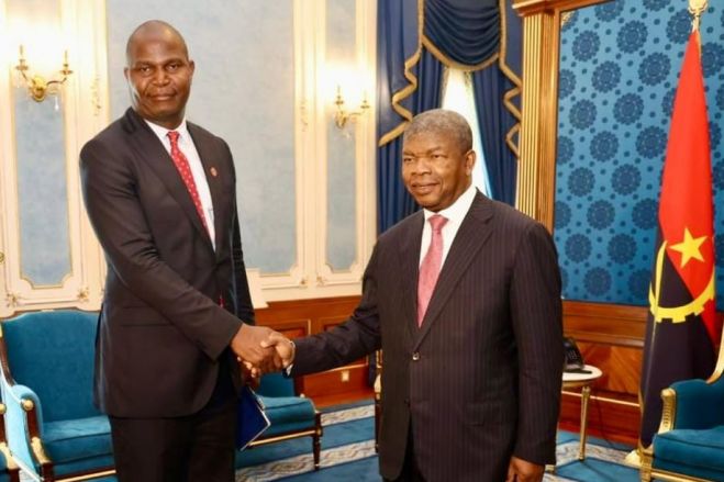 Frelimo procura apoio do MPLA para vencer as eleições em Moçambique