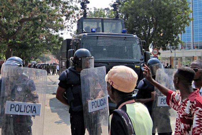 Eleições: Sociólogo angolano reprova “criminalização de protestos” em período de tensão do país