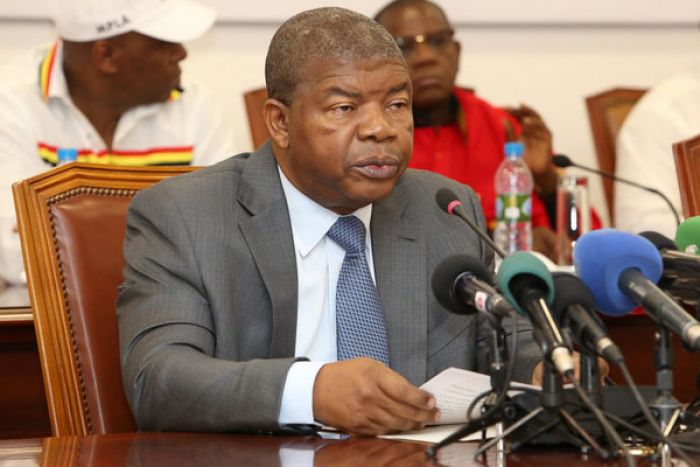 Lider do MPLA pede disciplina e patriotismo à bancada parlamentar