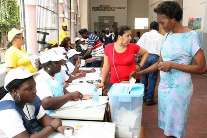 Oposição diz que nova lei eleitoral abre portas à fraude e instabilidade
