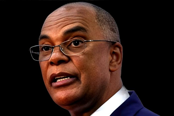 "O Estado não pode ser a única esperança de emprego", defende Adalberto Costa Júnior