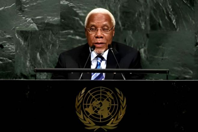 Presidente João Lourenço e o embaixador Ismael Martins confunde tamanho do MPLA com o da ONU.