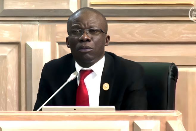 UNITA diz que "vai continuar a lutar" para obrigar MPLA a respeitar a "verdadeira" composição da CNE