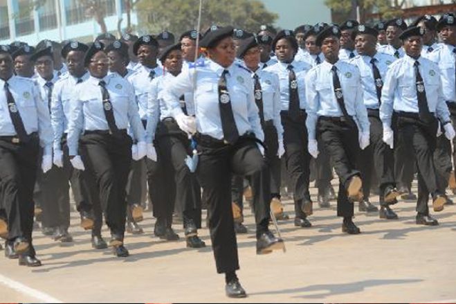 Presidente de angola autoriza € 230 milhões para alimentos e medicamentos das forças de segurança