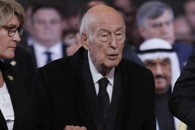 Morreu o antigo presidente francês Giscard d&#039;Estaing. Tinha 94 anos
