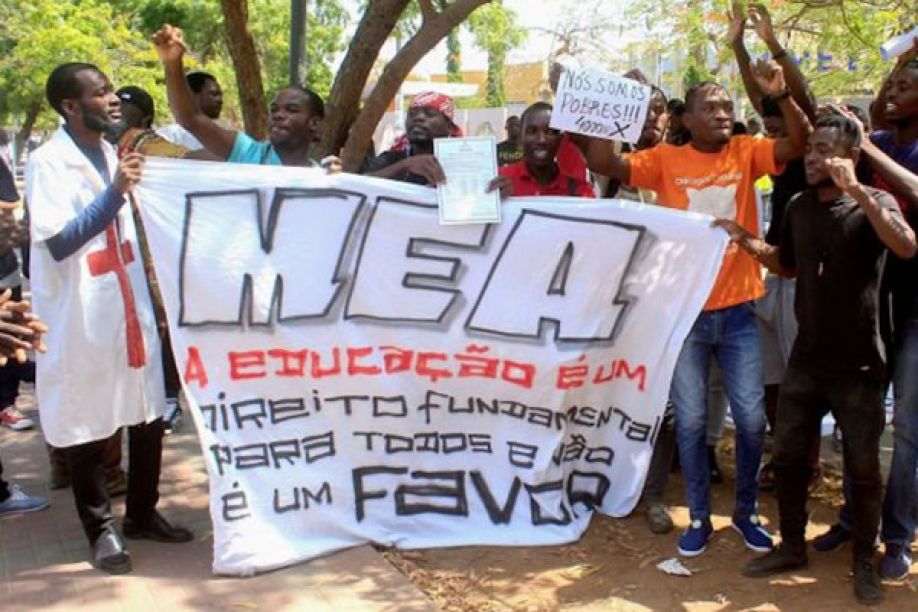 Movimento de Estudantes Angolanos condena “perseguição” de jornalistas pela justiça do país