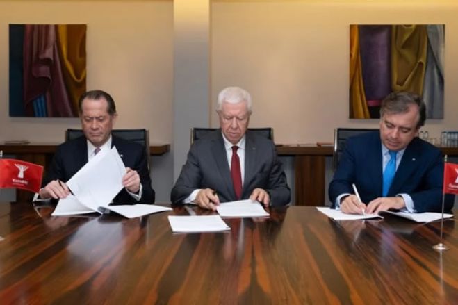 Abanca compra 95% do EuroBic e tira Isabel dos Santos da banca portuguesa