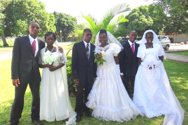 Crise em Angola faz aumentar número de casamentos comunitários