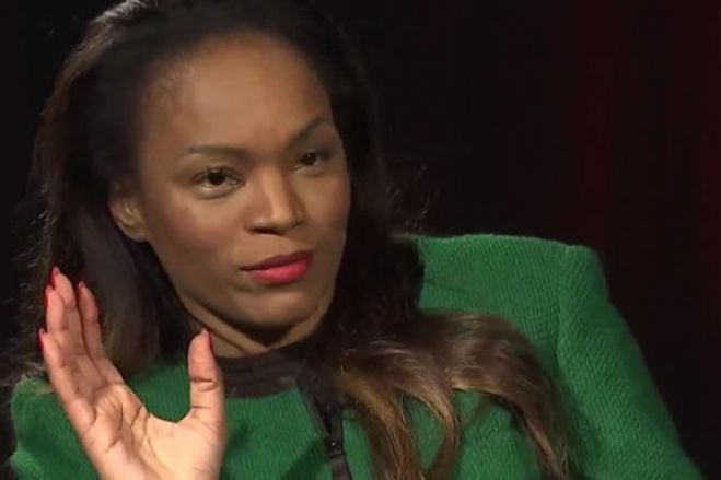 “Eu estou numa lista, se for para o país vão apreender-me o passaporte” - Tchizé dos Santos