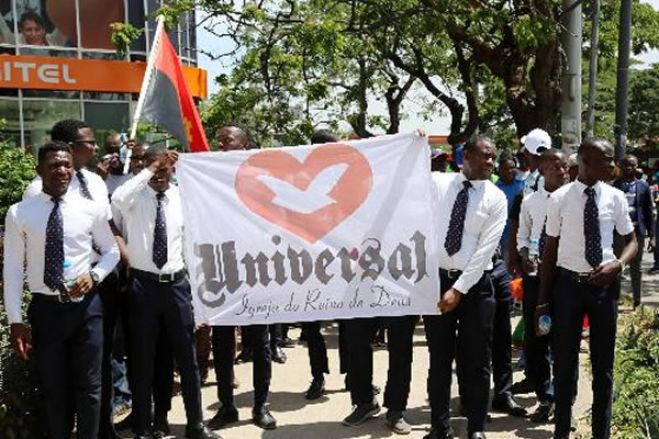 Bispos angolanos da IURD contestatários queixam-se de perseguição pela ala brasileira