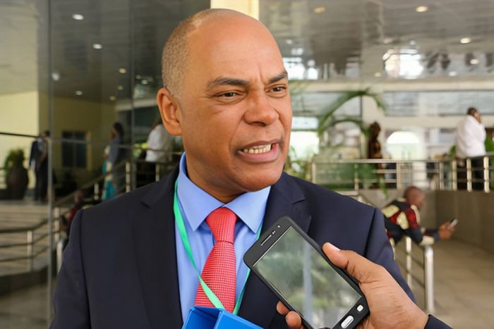 UNITA nota ausência do Governo no Congresso da Reconciliação e diz que Angola não está reconciliada