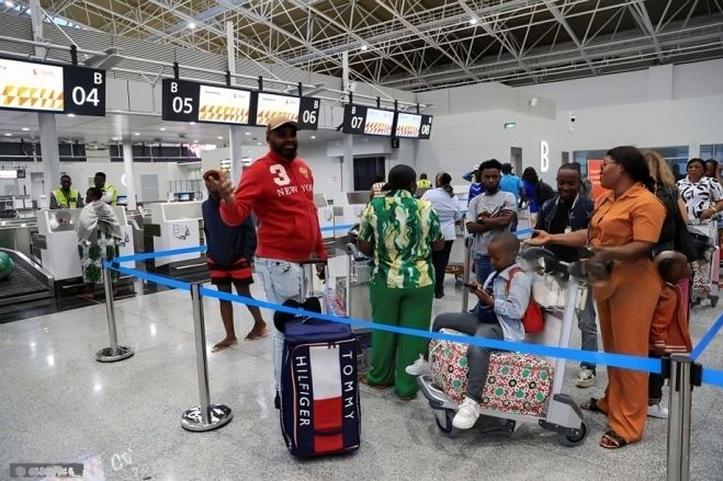 Distancia é a maior desvantagem do novo aeroporto internacional de Angola, dizem passageiros