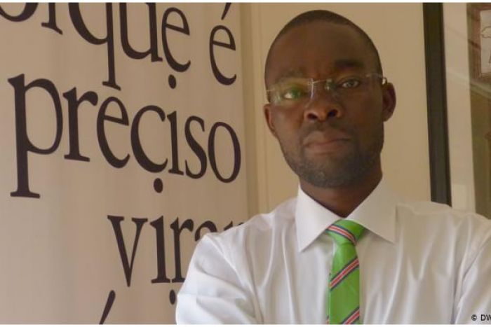 Professor universitário  lamenta morte de ativista e &#039;rapper&#039; Carbono Casimiro