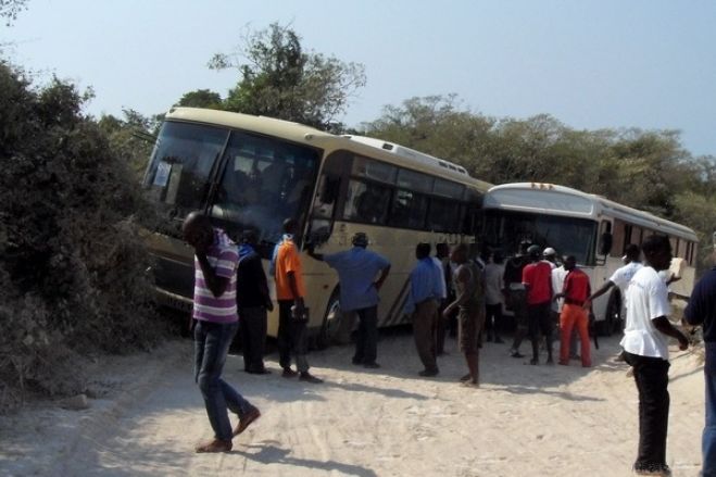 Autocarro sem travões mata duas pessoas em peregrinação na Muxima