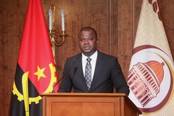 João Lourenço nomeia Dionísio da Fonseca ministro de Estado e chefe da Casa Civil