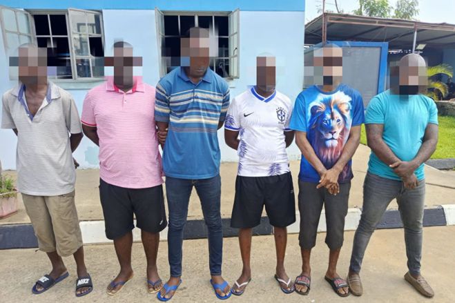 SIC detém seguranças envolvidos no fornecimento de armas a marginais em Luanda