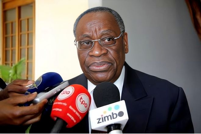 Antigo dirigente do MPLA acusa oposição de aliciar populares contra o Governo "apenas para ascenderem ao poder"