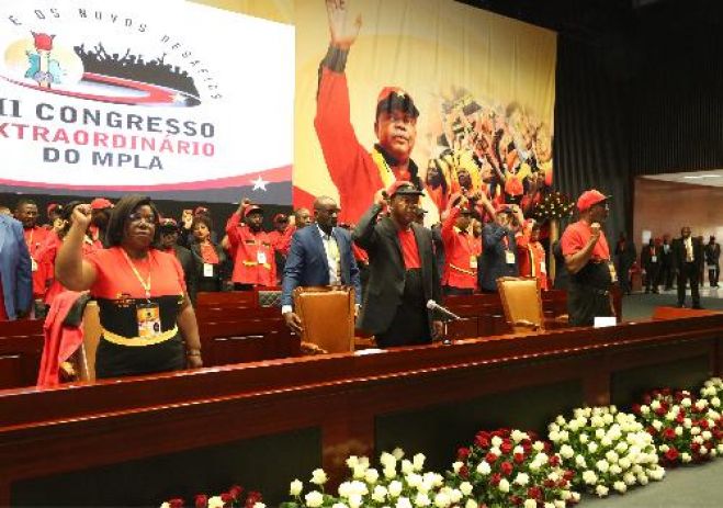 MPLA com dois "ajustes" no Secretariado do Bureau Político após congresso extraordinário