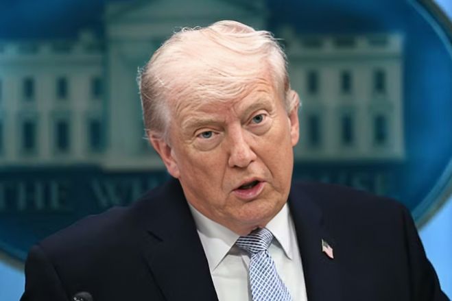 EUA ameaça impor tarifas de 50% à China caso preste apoio militar a Teerão