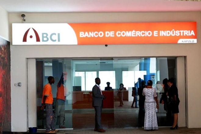 Standard Bank intermedeia privatização do BCI