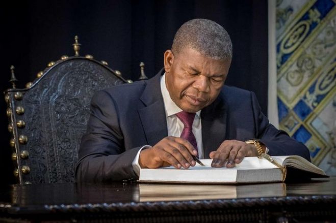 João Lourenço autoriza venda de bens imóveis diplomáticos em quatro países