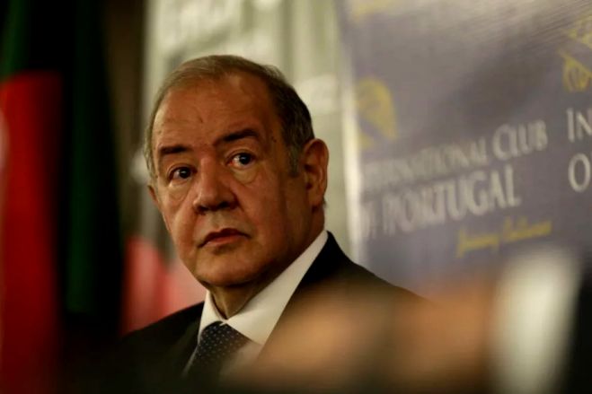 Angola precisa de &quot;uma reforma ética e institucional&quot; para &quot;reganhar confiança do povo&quot; - Costa Silva