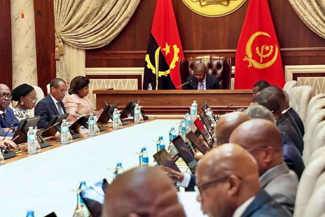 Governo angolano aprova proposta de lei sobre novo regime do beneficiário efetivo
