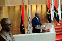 João Lourenço destaca avanços na saúde e na educação em contraste com “pesada herança” colonial