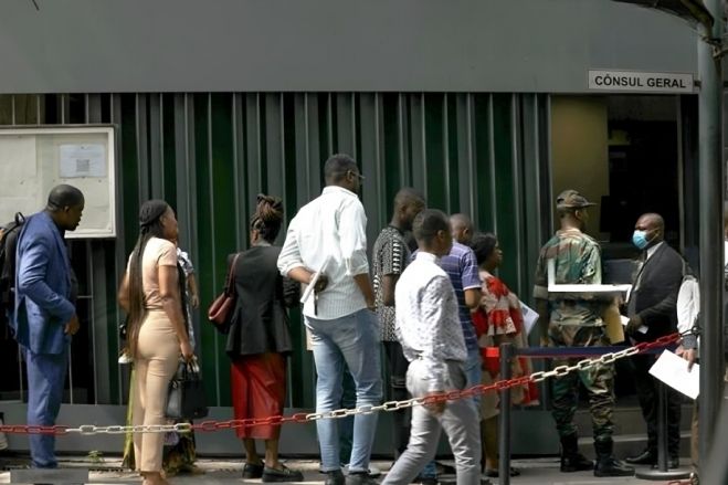 Consulado português em Luanda muda procedimento para vistos de trabalho